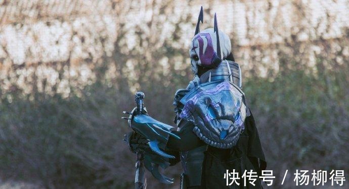 辐射4|CP27漫展中的神级cos,《电锯人》超炫酷,五条悟像从漫画中走出