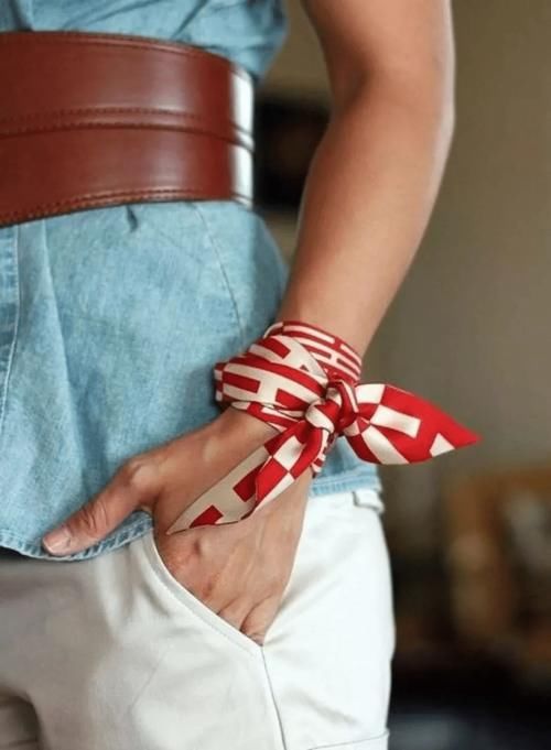 一条丝巾的5种“时髦系法”，让你时髦显瘦不撞衫！