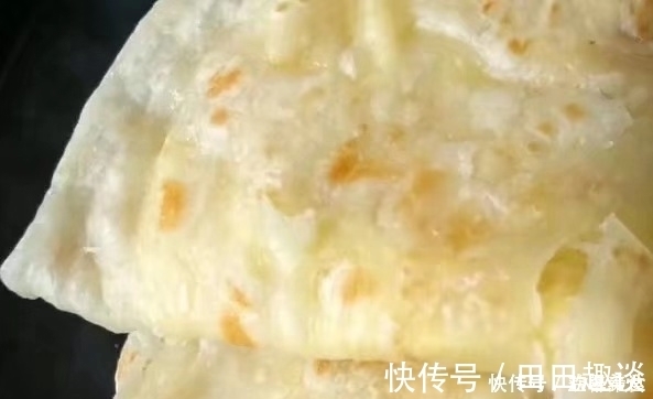 一碗面粉,不放温水,不放凉水,教你做烙饼,软嫩营养,总吃不腻