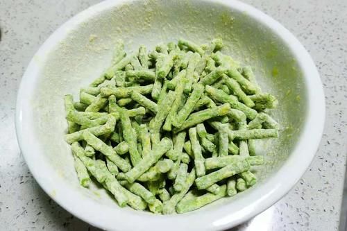 营养|伏天，最该吃的除了茄子还有它，蒸好浇上料，营养补钙促消化