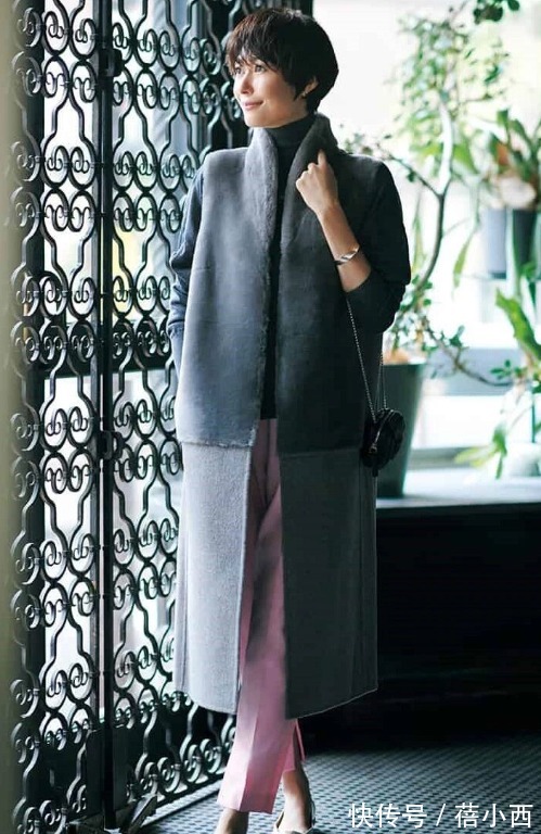 穿搭 经典的“大衣穿搭”,看日本博主搭配技巧就够了,穿起来又暖又美