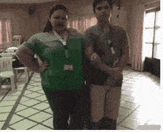 |搞笑GIF趣图:你刚下来的时候经历了什么,怎么这么顽皮呢!