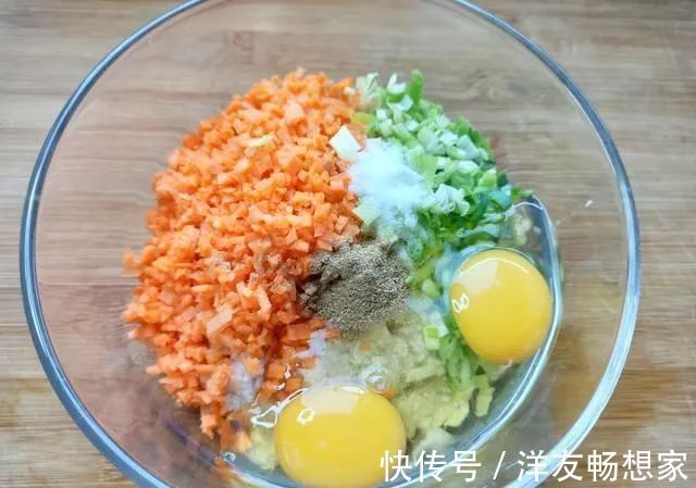 山药鸡蛋饼|一根山药,2个鸡蛋,简单一做,比面包还香,再挑食的孩子也爱吃!