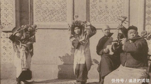 东北老照片全真道士的“表”很古老,蒙古王妃的椅子很值钱