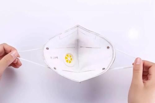 老中医|天气一冷就容易打喷嚏、流鼻涕？3个调理方法，老中医都在用