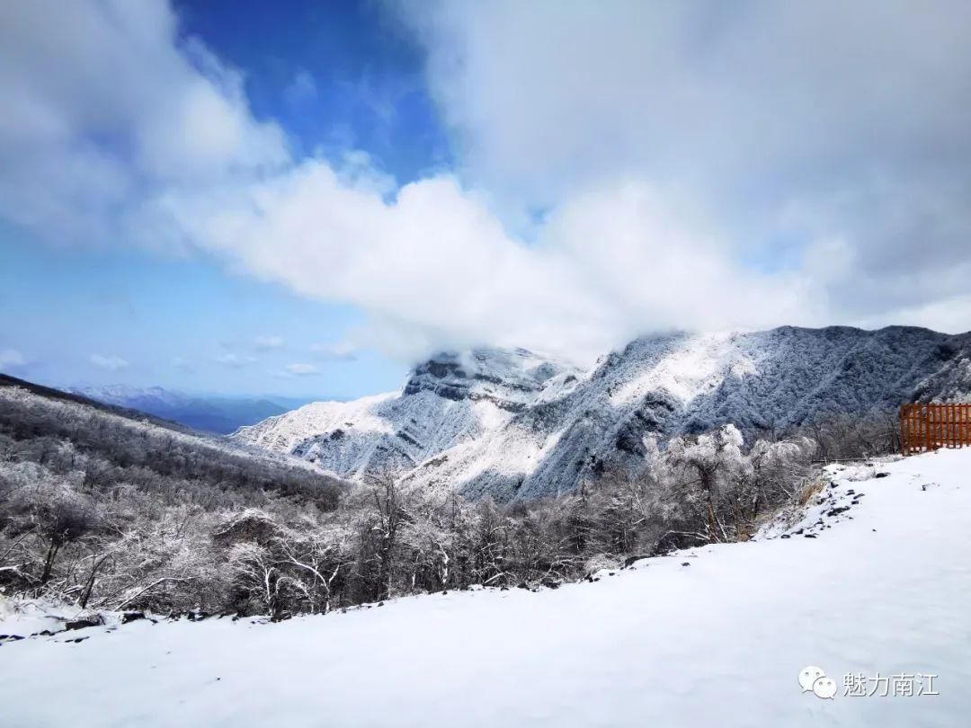 好美！三月的光雾山下雪了