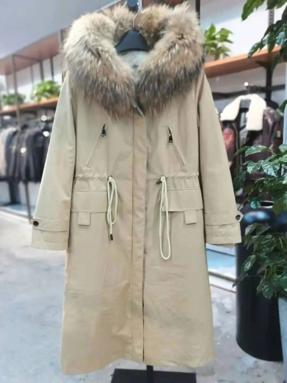 TOT服饰生活馆换新址,你要的美衣和福利这里都有