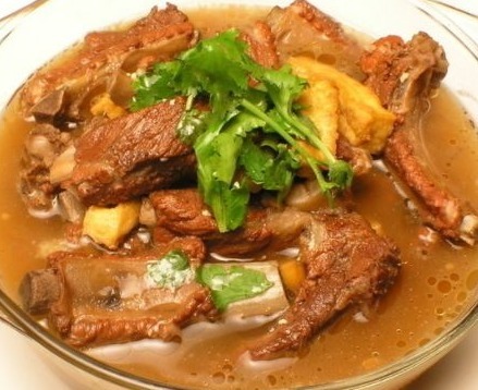 炖排骨腥味过大30年老师傅这一步很重要,难怪排骨腥柴不好吃