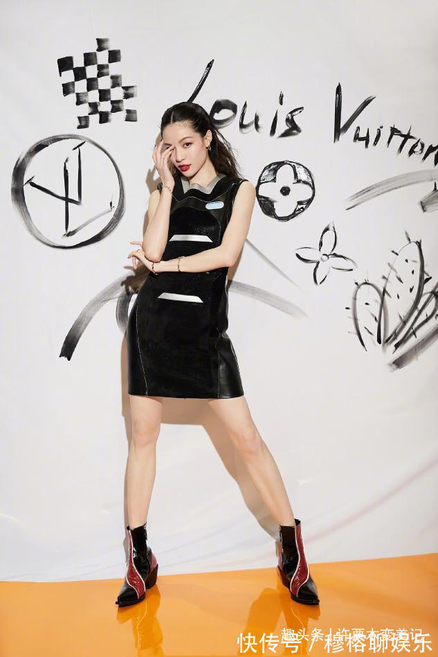 搭配 你的小白鞋该换了,今年流行这5种鞋,舒适百搭,时髦精都爱了