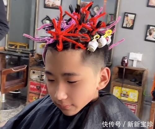梳理|小男孩换了款帅气烫发后,整个人居然变得潇洒了,女生:长大一定是帅哥