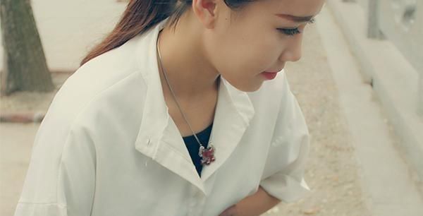 带血的症状|因大便带血,查出肠癌,医生提醒肠癌有3个征兆,别再当成痔疮