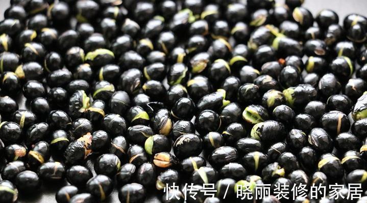 吃法|秋天要多吃黑豆，教你简单做法，放半个月都不坏，随吃随取真省事