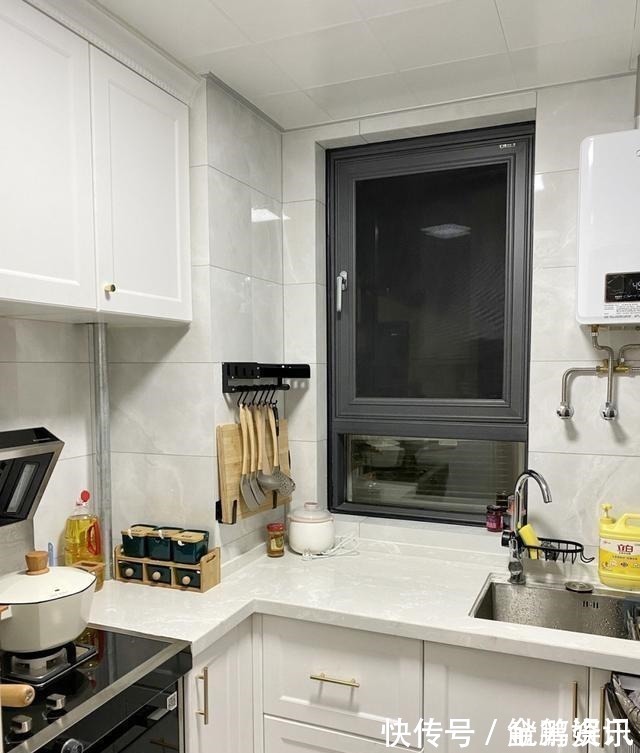 家居|107㎡的家装风格选择了白色系,简单干净现代时尚,就是不耐脏