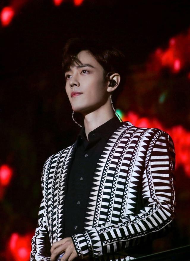 肖战《如梦之梦》演出倒计时，粉丝预祝演出成功