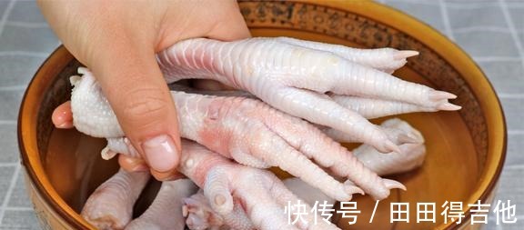 柠檬片|鸡爪好有诀窍，关键取骨头很重，教你三十秒一个，简单食用又快速！