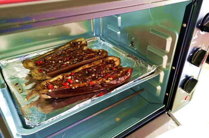 茄子的做法千百种,这种做法最好吃,不炒不蒸不凉拌,越吃越想吃