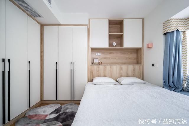 效仿|放弃电视墙，客厅打一排小矮柜，邻居看了都夸赞，后悔没效仿