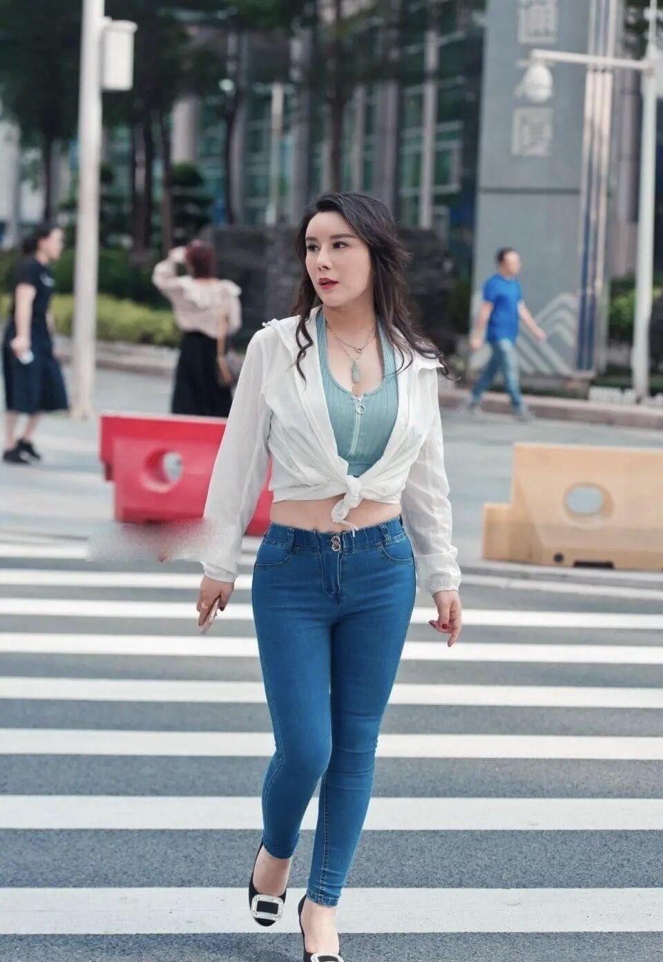 “胯大”别不当回事,一不小心后悔莫及,这样搭配不“香”吗