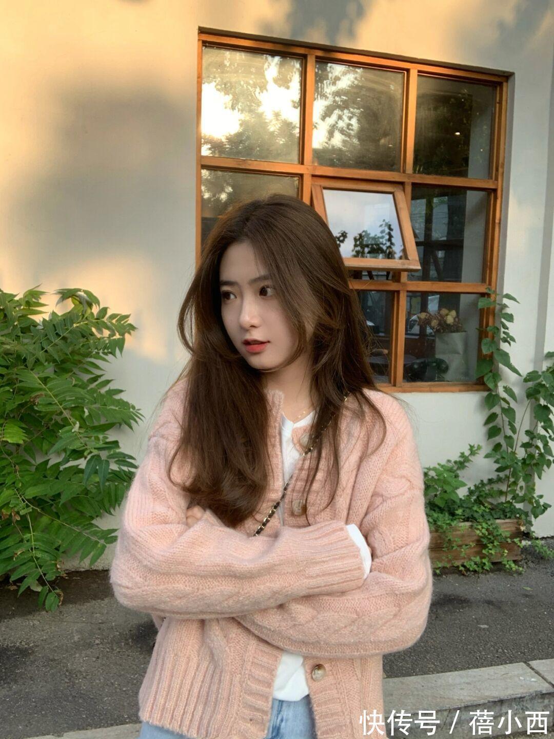 搭配 优雅又时髦的女人,衣橱里一定有“开衫”,搭配半身裙裤子很高级