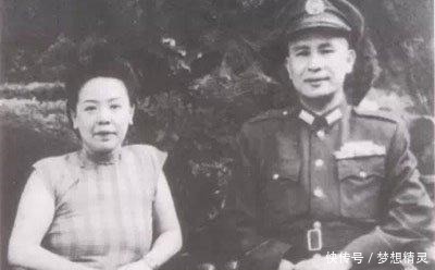 他是民国军阀,一生却只娶原配1人,没有妾室,跟原配会做人有关