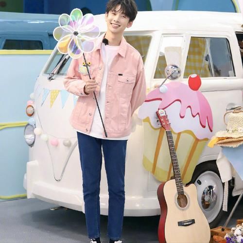 芒果|爆款综艺都有他，神级救场获好评，芒果主持人齐思钧被寄予厚望