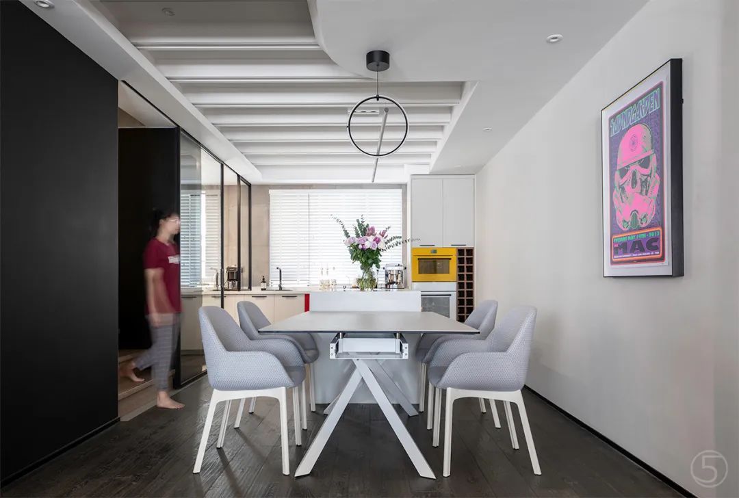 朴素|280㎡现代简约,简单朴素的空间,精致文艺的装饰,满屋轻松惬意