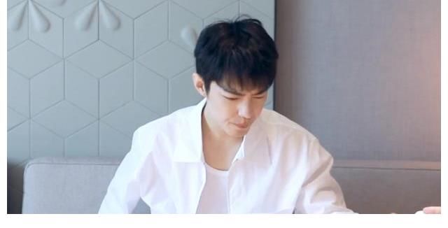 工作室|肖戰(zhàn)工作室新物料，最治愈肖戰(zhàn)的東西，因為敬業(yè)也許久沒碰了