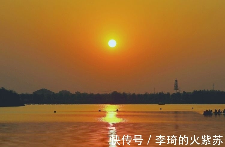 七绝&柳岸书声追鸟群,应天古韵载烟云(诗词九首)