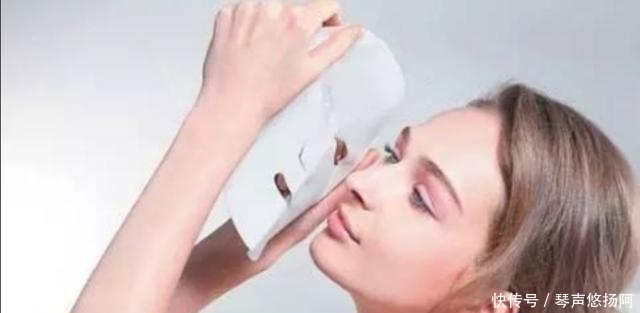 脸部|洗脸后,直接用手拍打爽肤水?怪不得皮肤差!这样做才是正确的