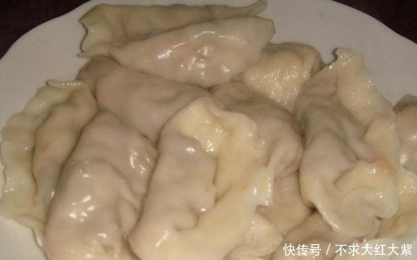 没想到这个东西还可以当饺子馅,香软细腻比肉还香,你肯定没吃过