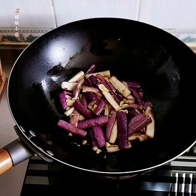 炒茄子不油腻不变色