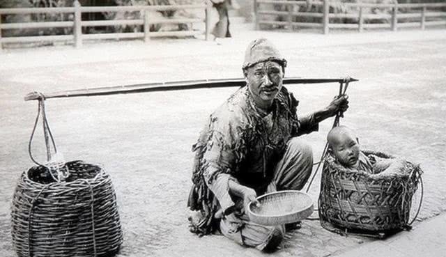 康熙|曹雪芹的爷爷曹寅和康熙皇帝的关系有多铁?竟成了康熙的秘密武器