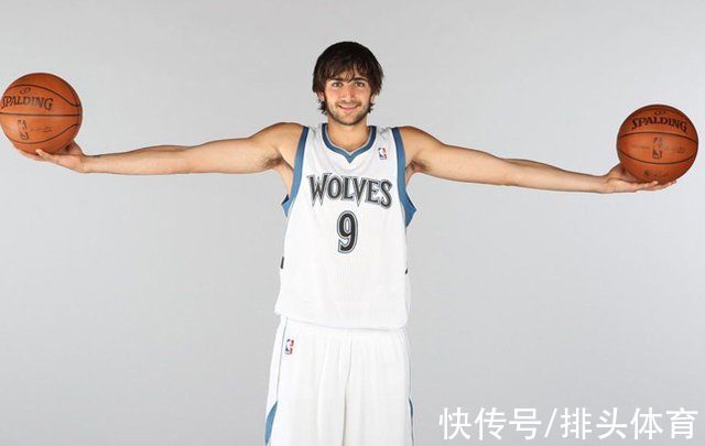 美女|31歲昔日金童爆發(fā)，娶極品美女后變強！滿臉絡(luò)腮胡，青春走遠了