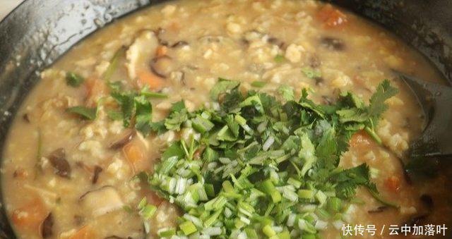 格达汤|像这样的冬天,香浓盛在锅里很诱人,一碗后全身都暖了