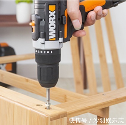 亲戚|串亲戚才知道,电线已不用埋墙里,看人家此样安排,真高明