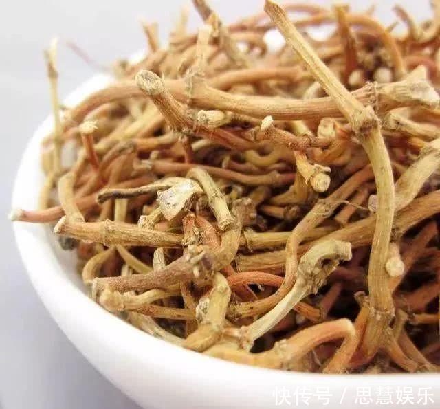 玉米须茶|别看它不起眼, 却是痛风的“克星”, 每天喝一杯, 尿酸“嗖嗖”降!