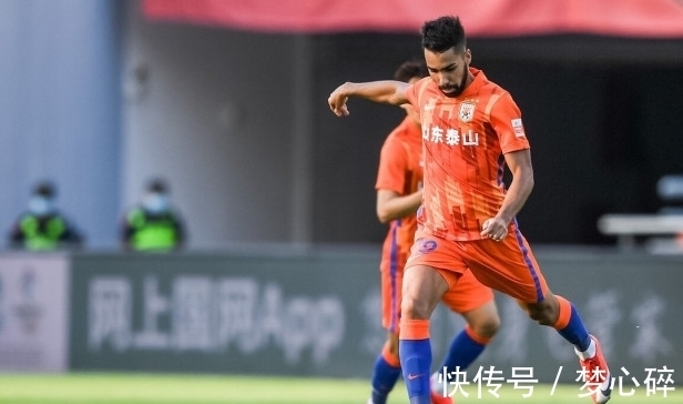 首发|泰山队归化新星被郝伟激活,7次首发进7球,将来或成国足主力前锋