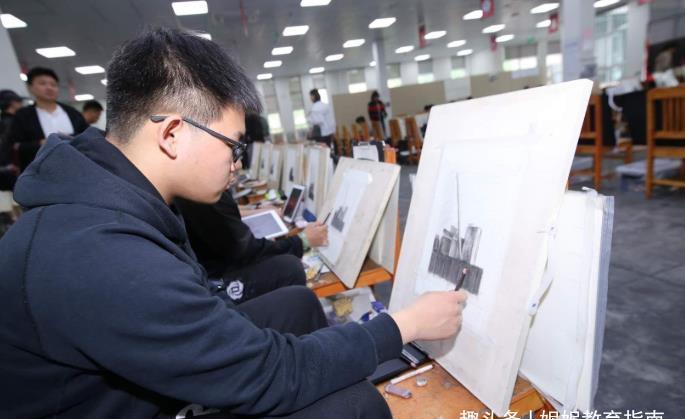 有一种紧张叫“考试没时间”,看美术生力挽狂澜,灵魂画手上线了
