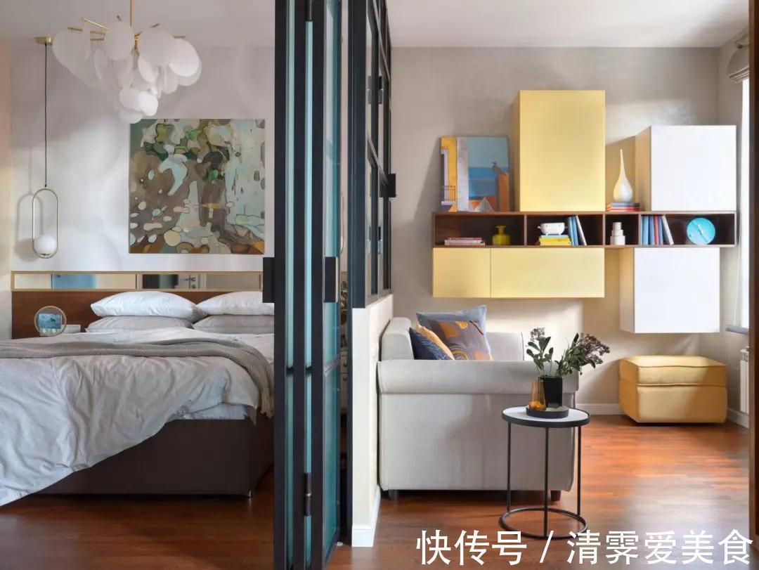 卧室内|女孩买35㎡一室,玻璃隔断卧室挤出衣帽间,用心打扮生活同样精彩
