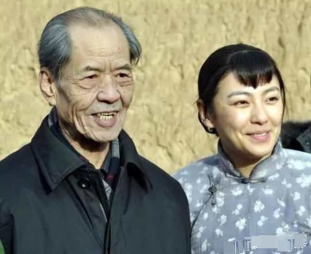 《白鹿原》郭举人吃泡枣,《废都》中庄之蝶吃的泡荔枝,为什么写这些东西