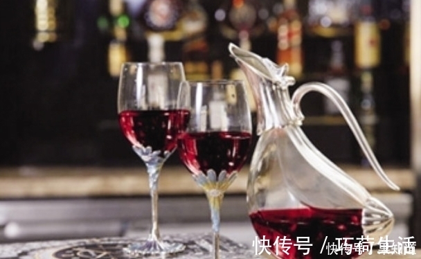 艺术品|世上最奇葩的红酒艺术品,看了让人不舒服,价格居然这么高?