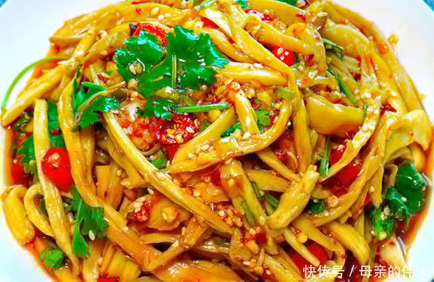 春季孩子吃的菌菇菜，凉拌更好吃，补钙补锌促发育，一盘不够吃