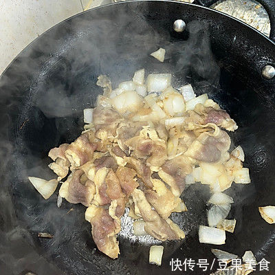 肥牛|日式肥牛饭这样做，隔壁小孩都馋哭了