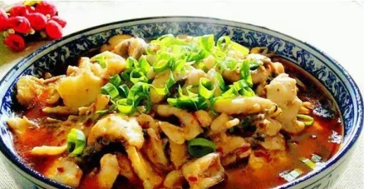 这道菜在餐馆吃太贵,自己做30元搞定,麻辣鲜香超下饭!