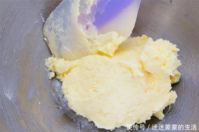 减肥路上的大敌,好吃到炸裂的金黄色面包,每一口都是满满的幸福