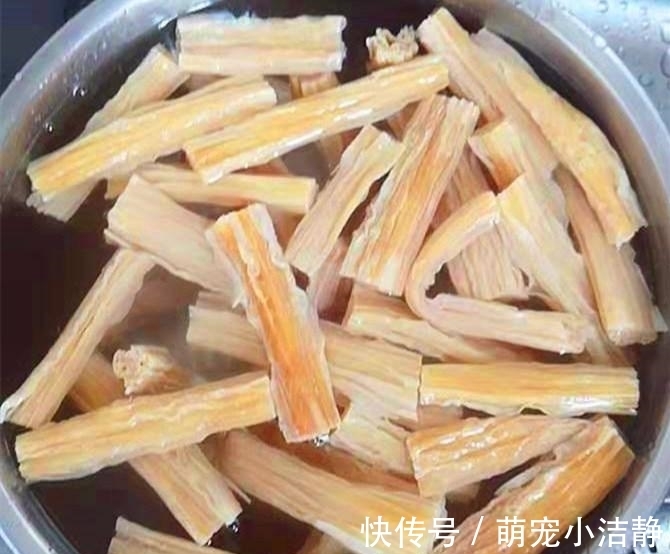 食用盐|泡腐竹时，万万不可直接加水泡，以前没注意，难怪外烂里硬不好吃