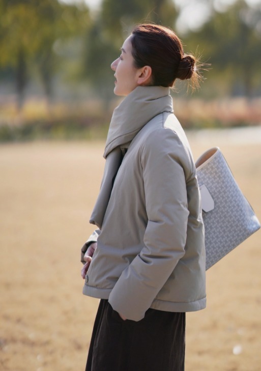 紧身裤|时髦精必看!2021年最流行的羽绒服穿法,让你美得不重样