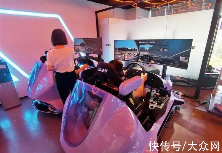 投诉|互联网驾校靠谱吗？“派学车”被投诉用AI教学应付学员