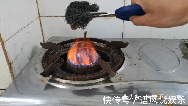 佳俊|用旧的钢丝球别扔掉，再这样处理一下，一年能省不少钱！