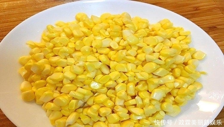 素饵|用玉米钓不住鱼,究其原因是你没用对,看完你就会用了!